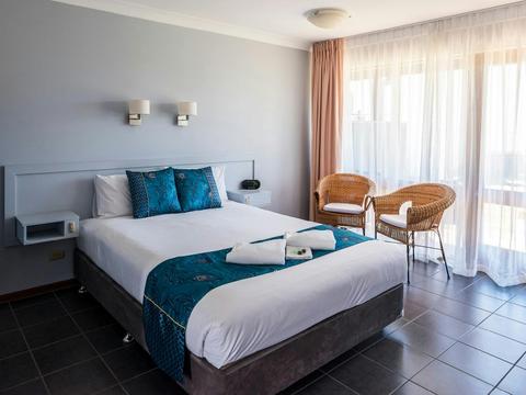 Town & Country Motor Inn Forbes