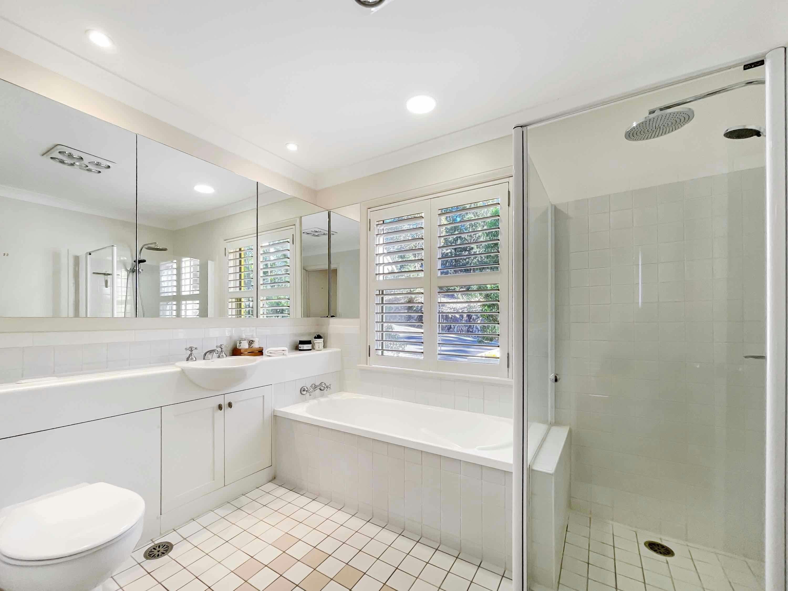 Bathroom with bathtub