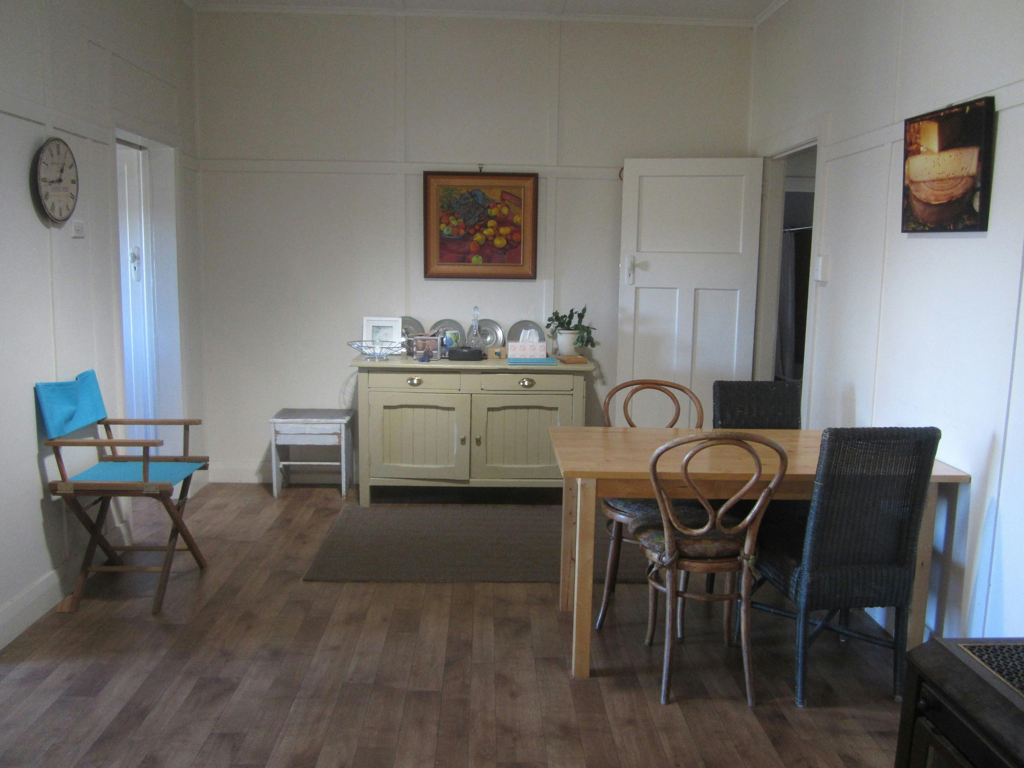 Valley Views - kitchen and dining room