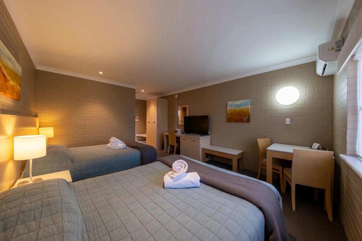 2x Queen Room