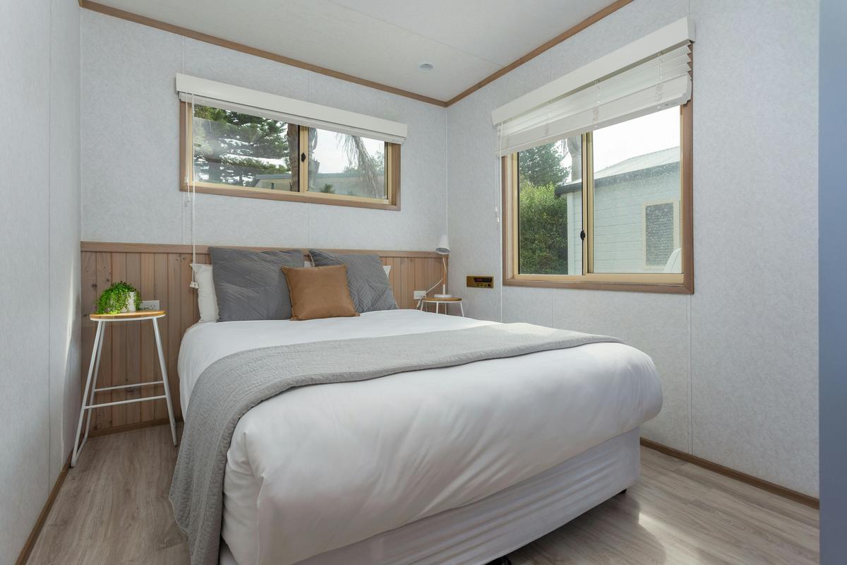 Beach Front cabin main bedroom