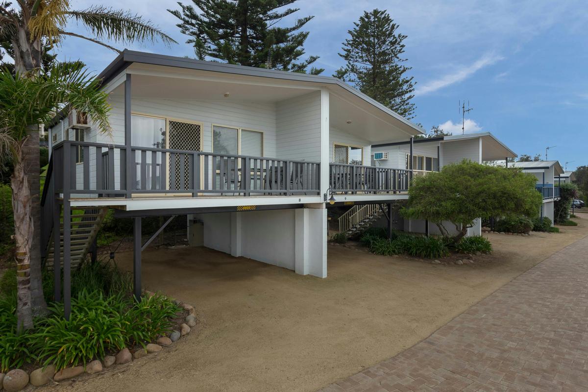 Elevated  2 bedroom, self contained Beach View Cabins