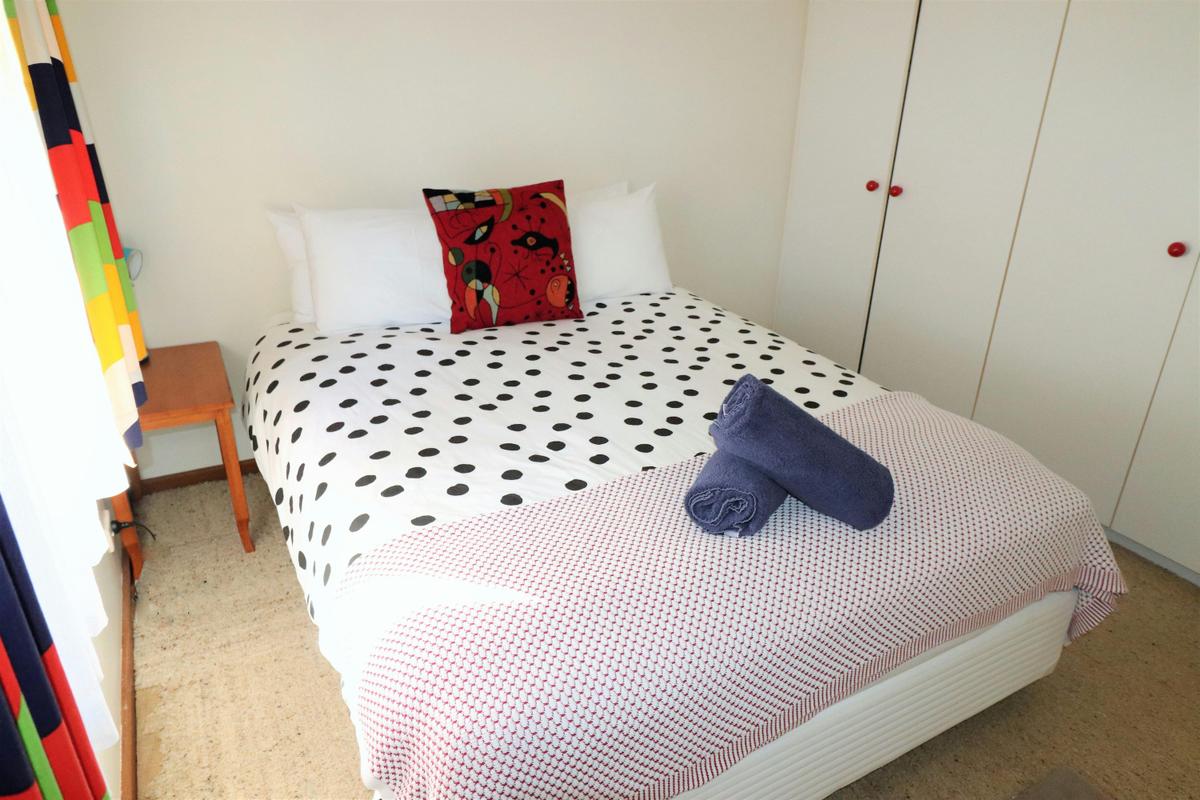 Queen bedroom