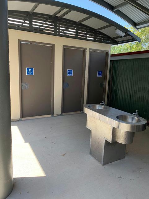 Walgett Showground Camping