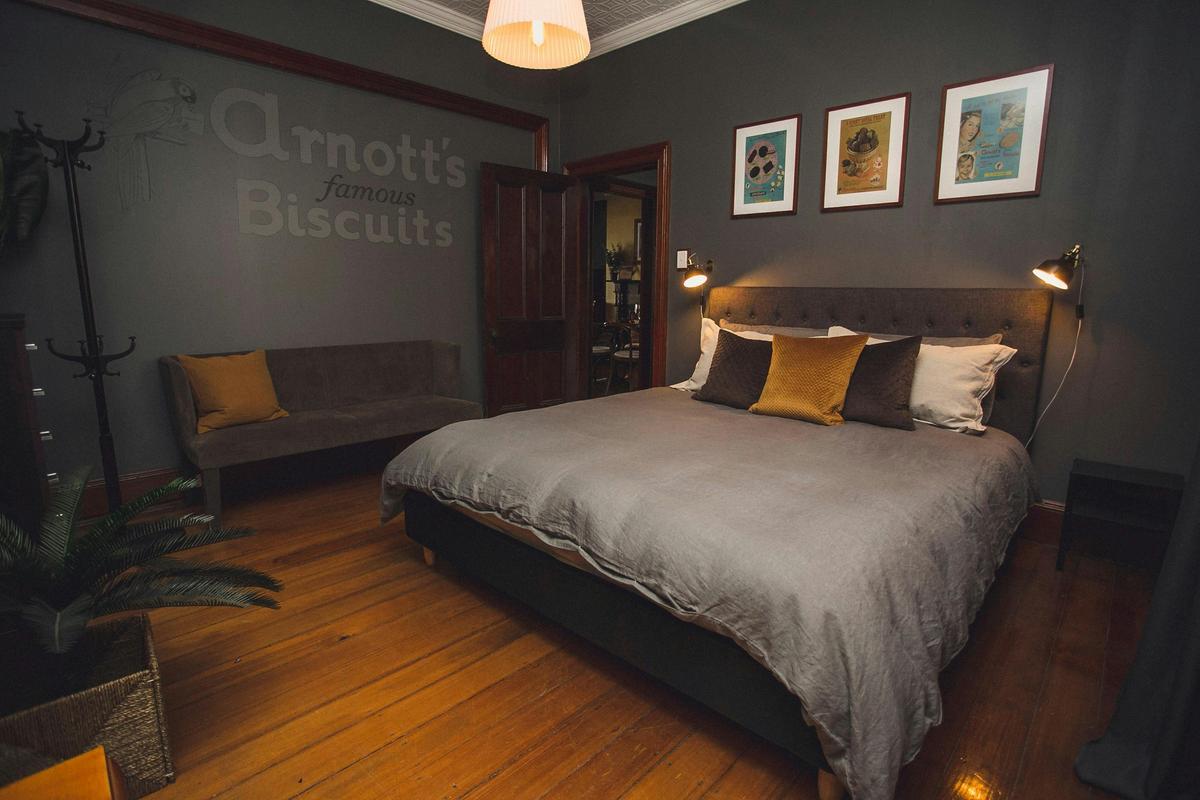 Carlo King Suite