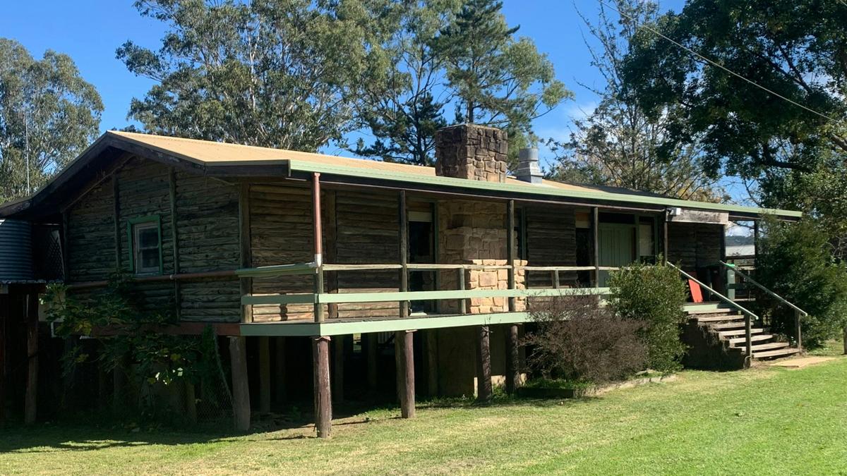 The Old Pub House Wollombi Camping