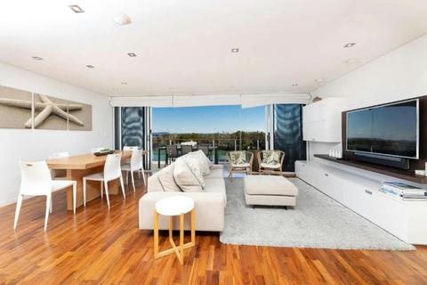 Waterline 303
