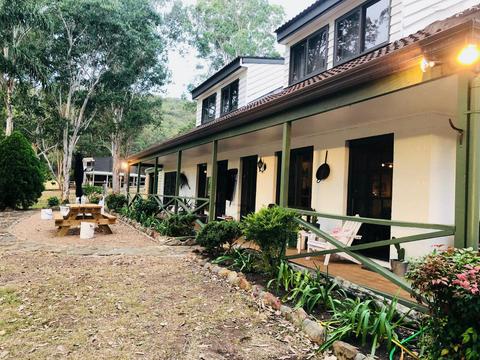 Wollombi Brook Family  Farm Stay