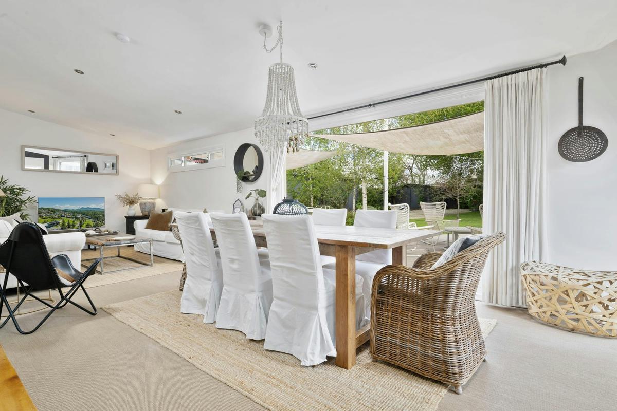 Dining room at White Birch