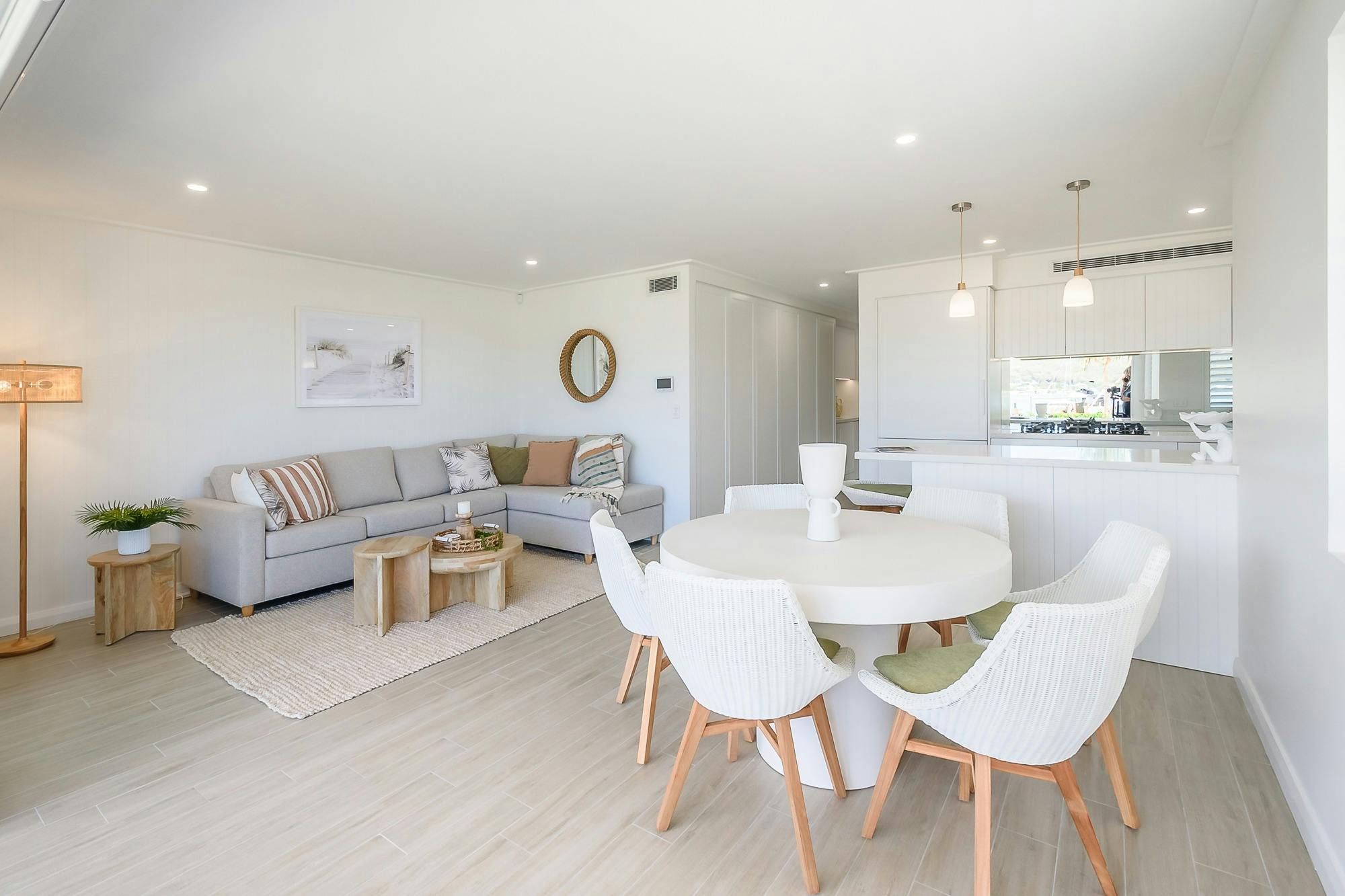 Lounge & Living area