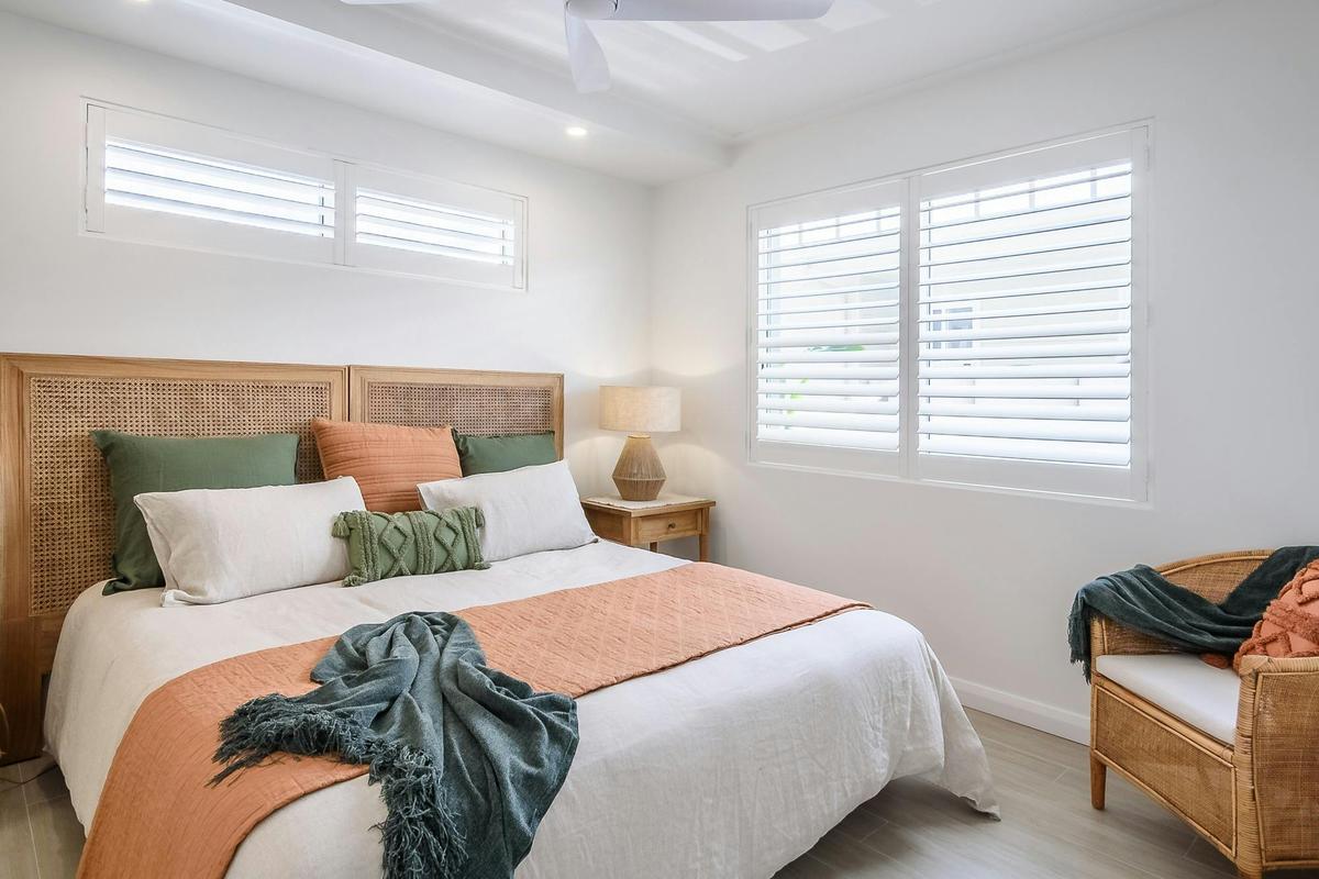 Bedroom (main w/ Ensuite)