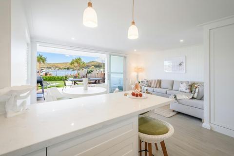 Watersea By The Bay U2