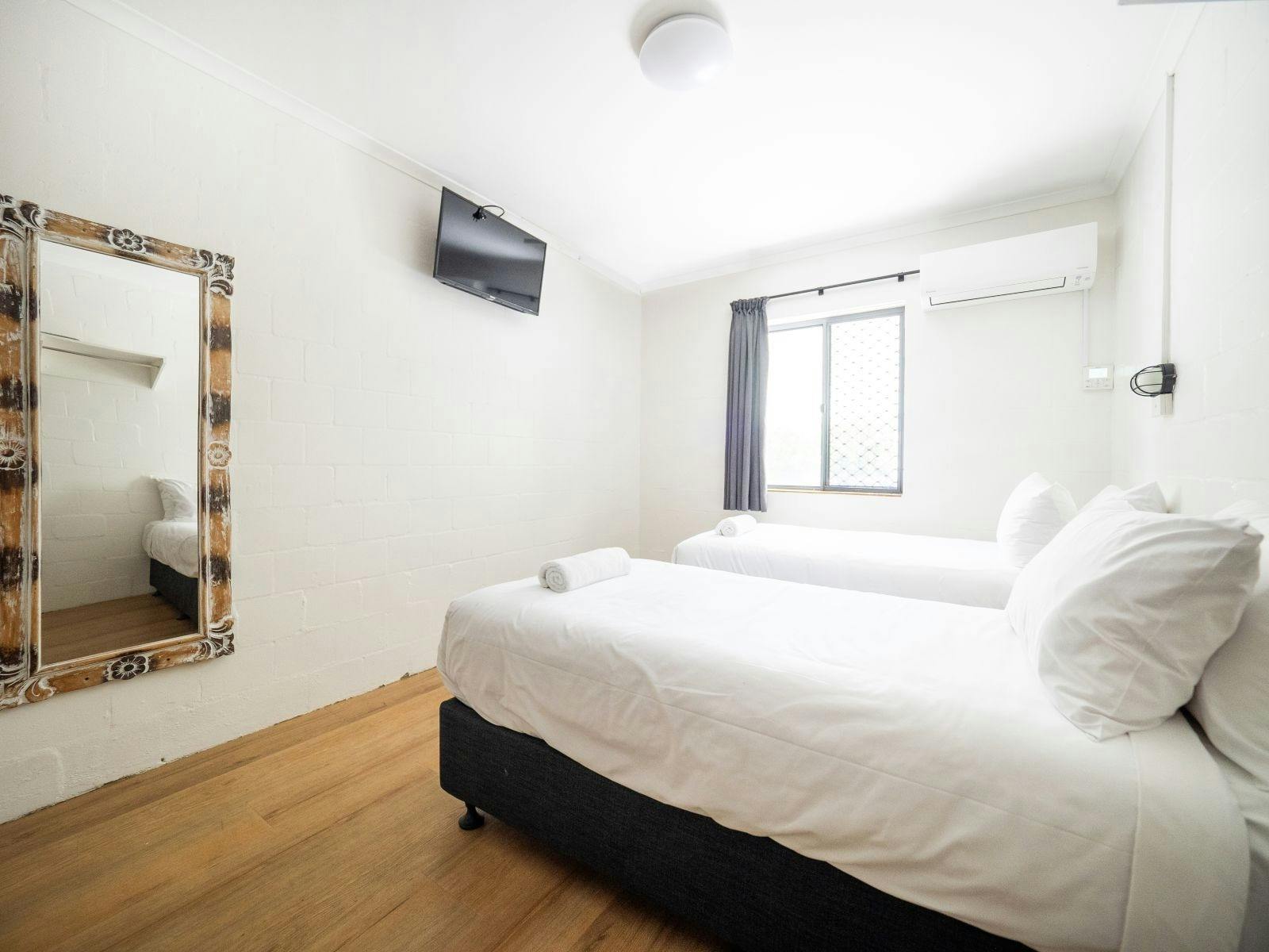 YHA Cape Byron Twin Room