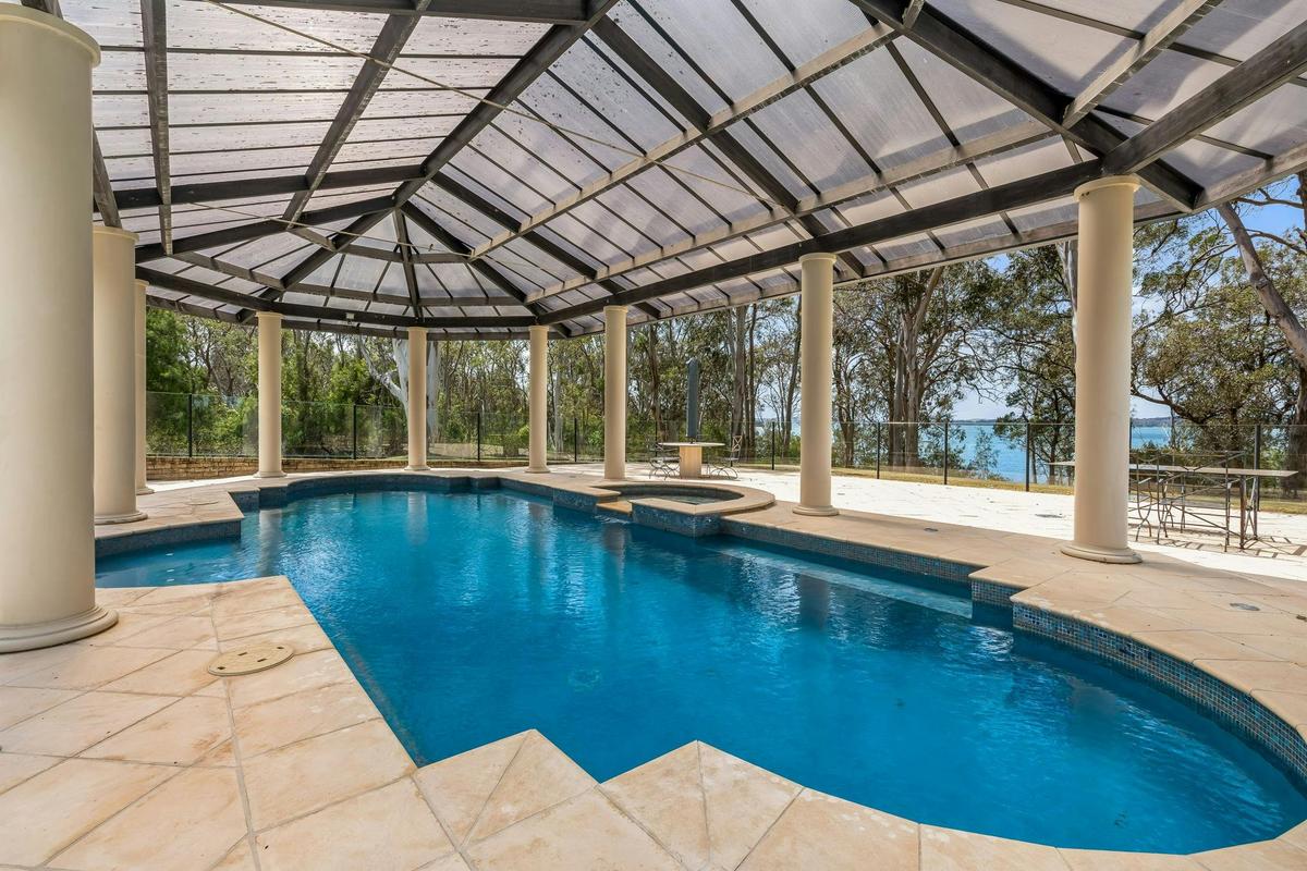 pool