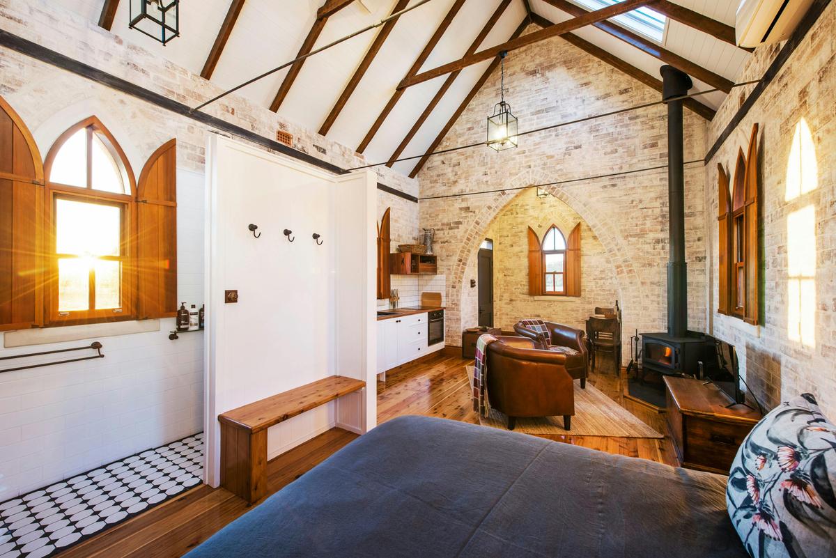 Wilgowrah Church Interior