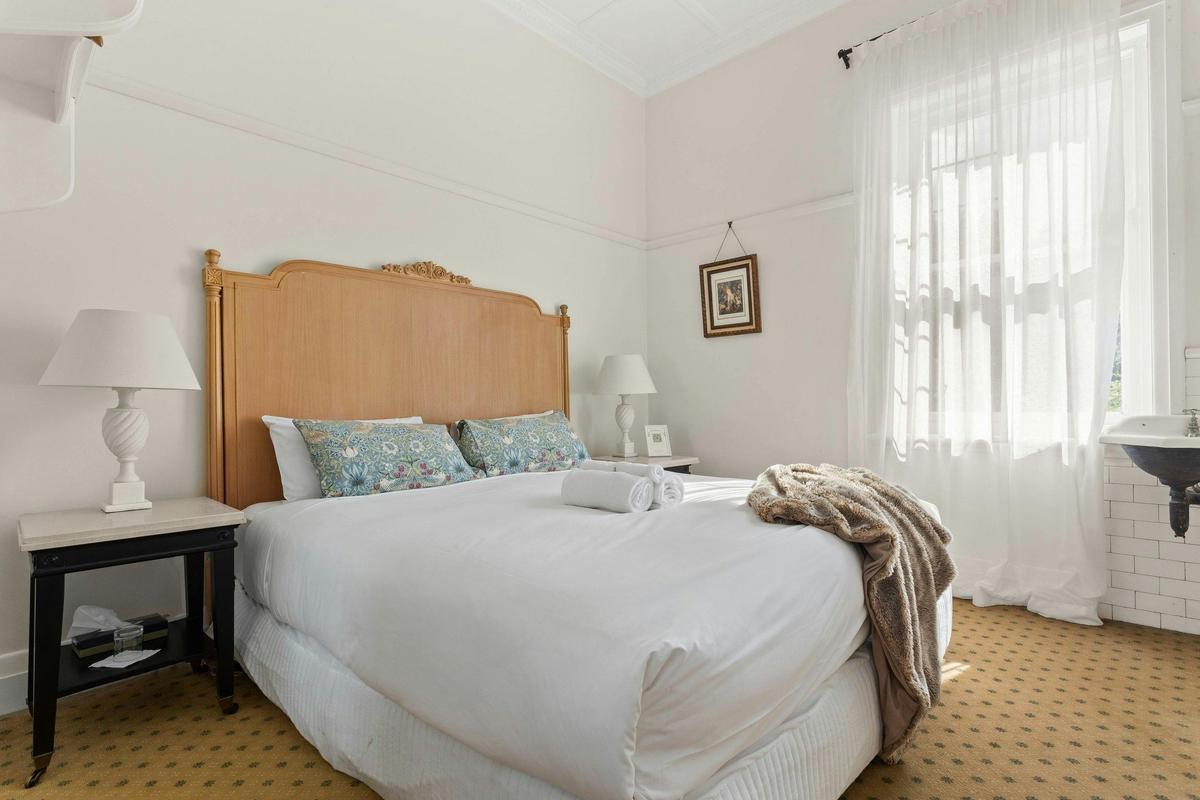 The Robertson Hotel rooms