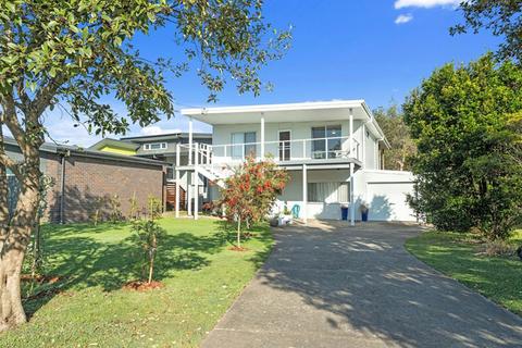Warrain Beach House
