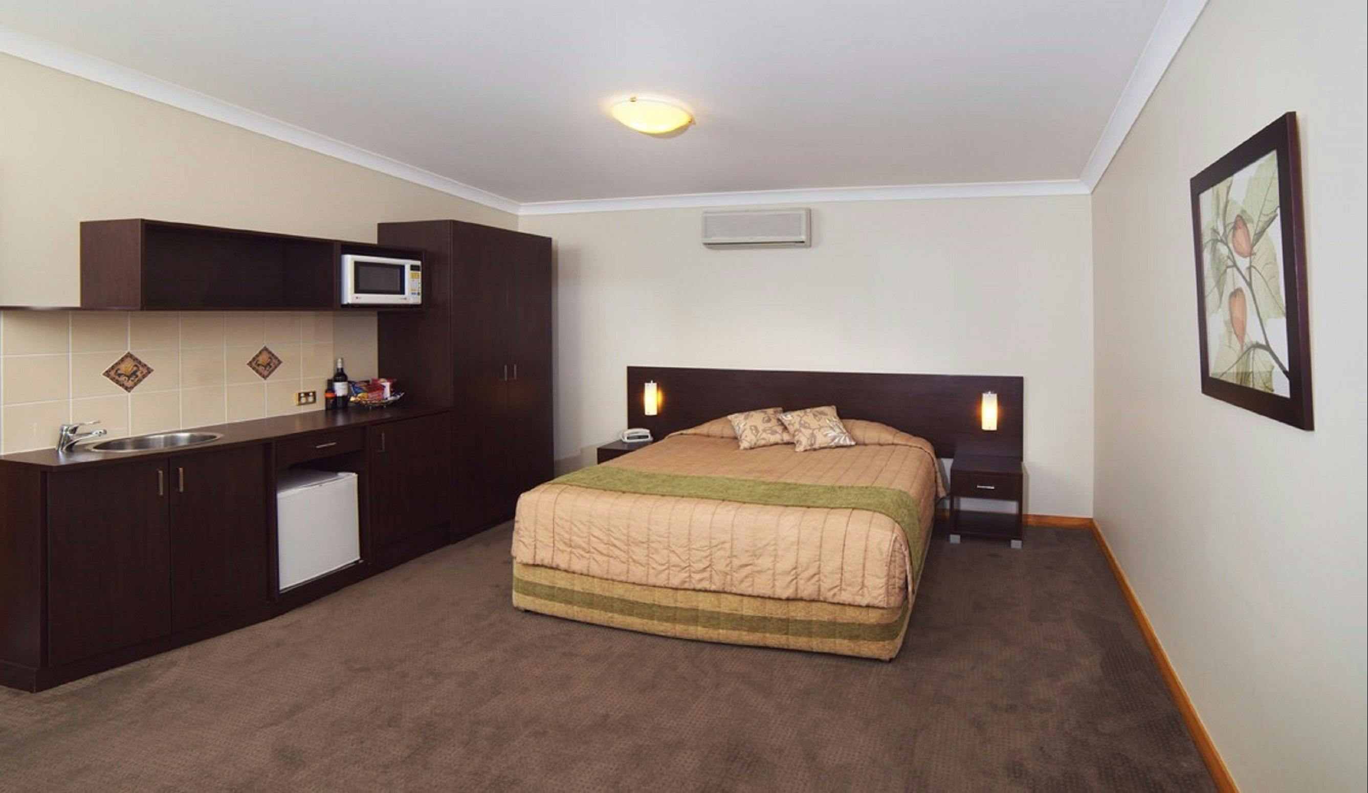 Willows Motel Goulburn