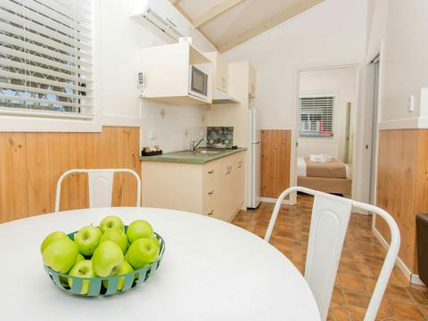 Woolgoolga Lakeside Holiday Park Water View Villa