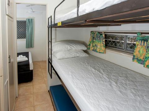 Woolgoolga Lakeside Holiday Park Lake View Cabin