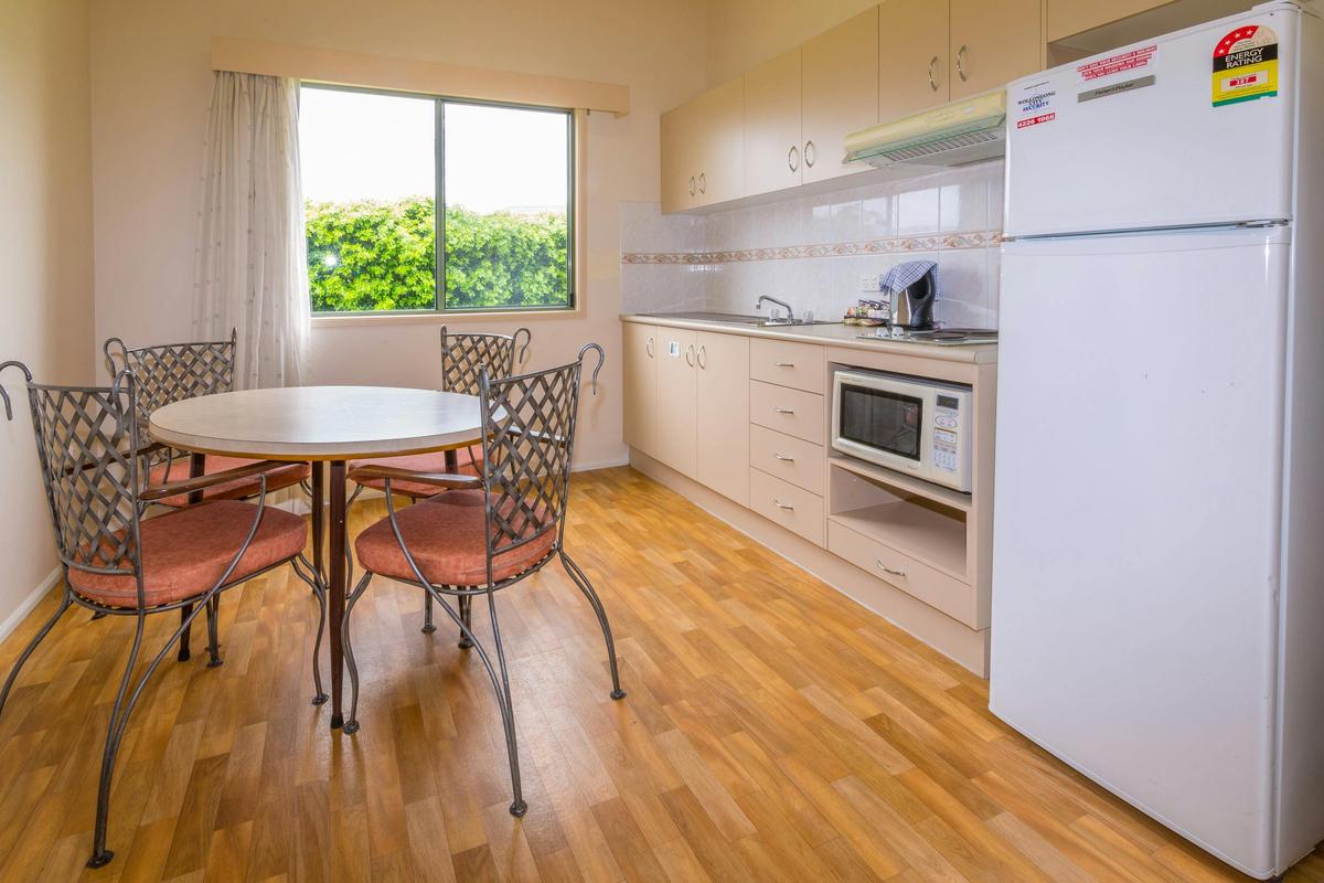 Wollongong Surf Leisure Resort 2 Bedroom Bungalow