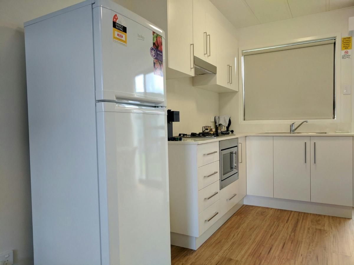 Wollongong Surf Leisure Resort Open Plan Motel Style Air Conditioned Cabin