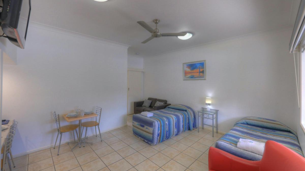 Deluxe 2 Room Family