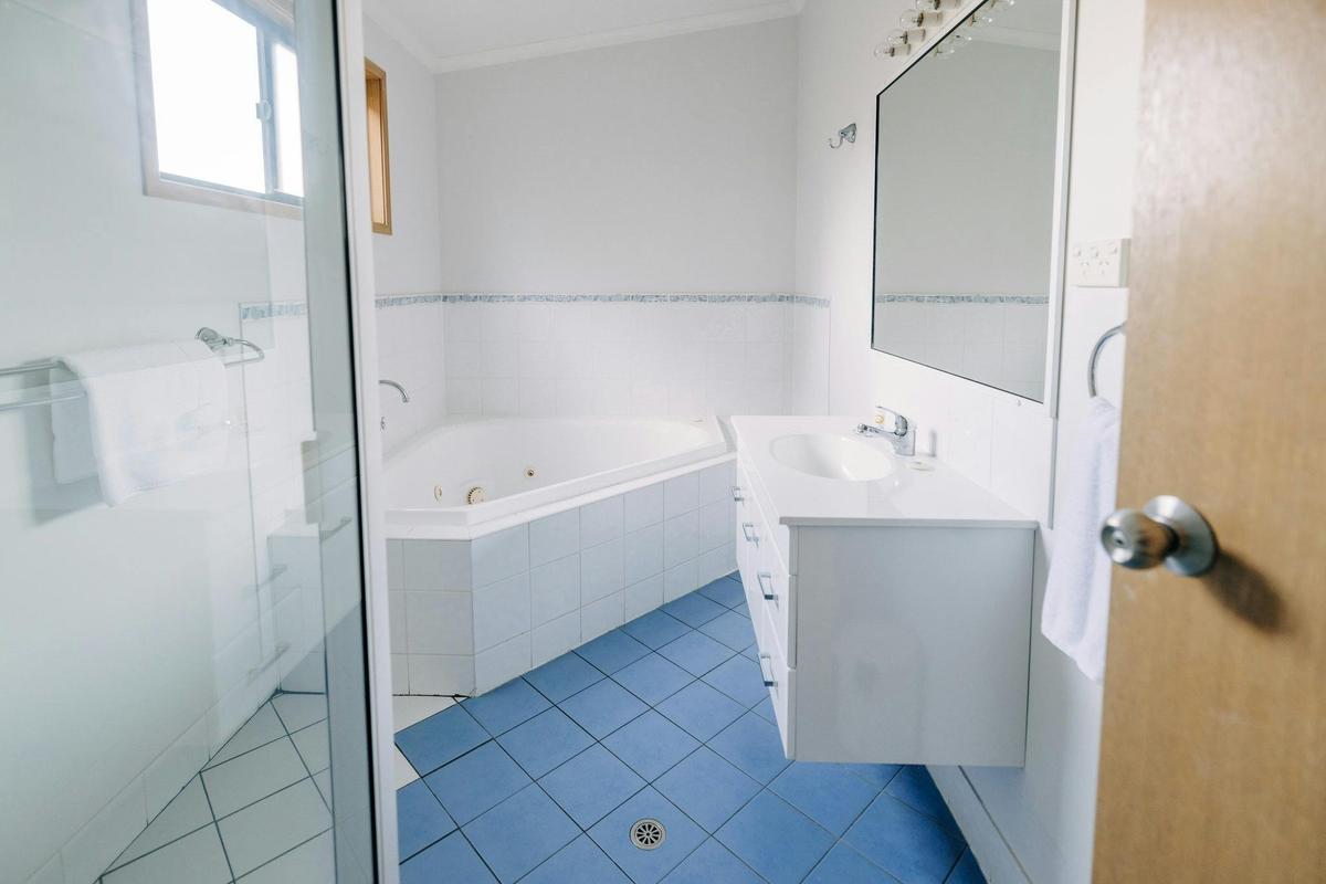 2 Bedroom Seaview Spa Villa