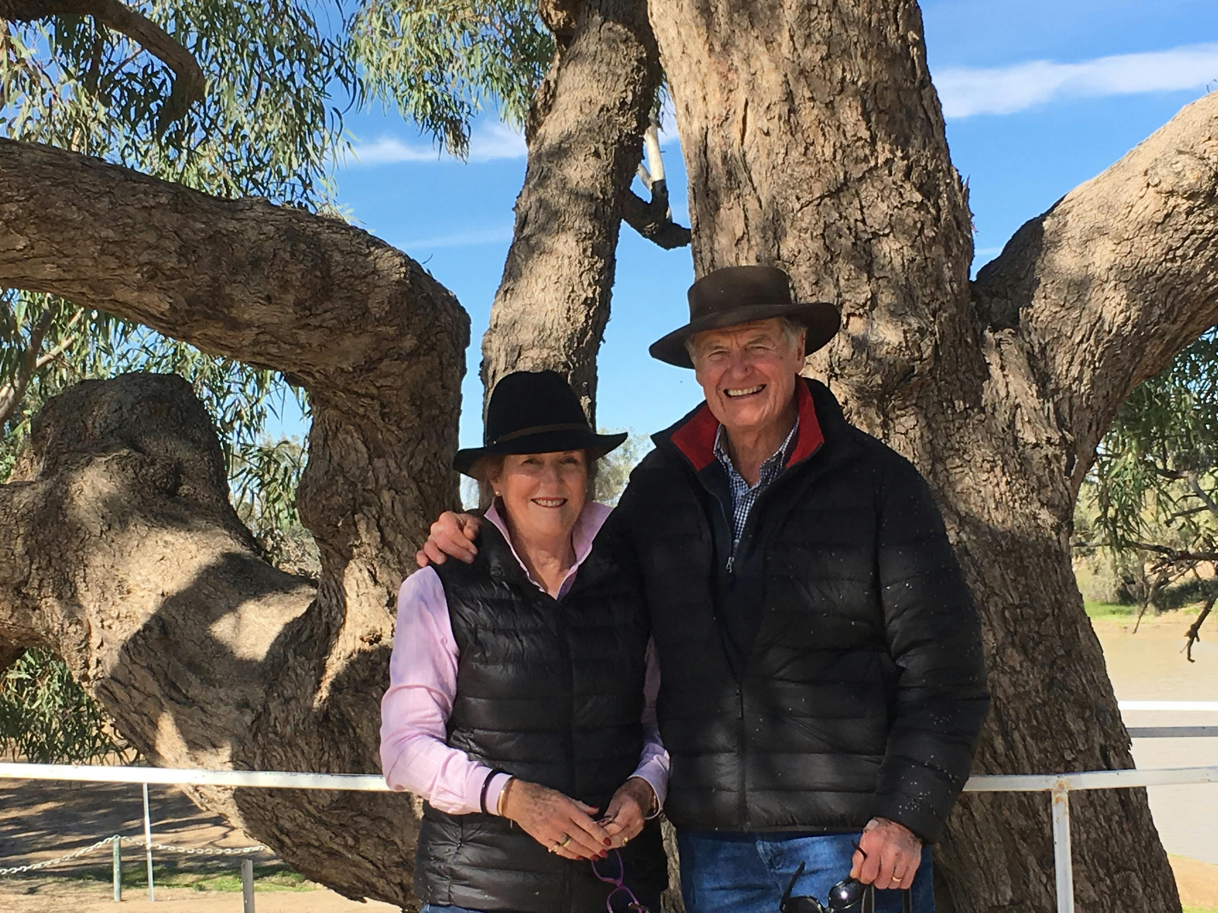 Tony & Diana Corcoran - your hosts at Tui Lodge