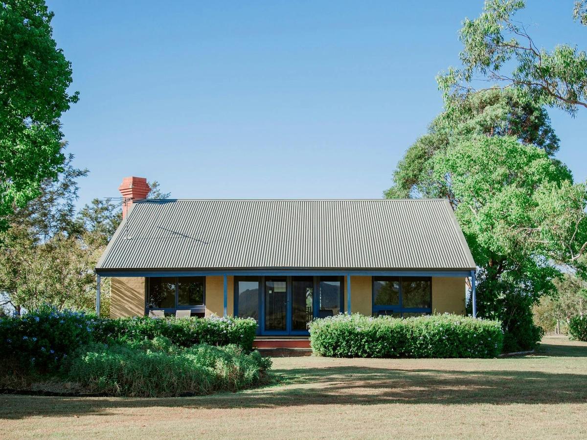 Cottage from Semillon Vines