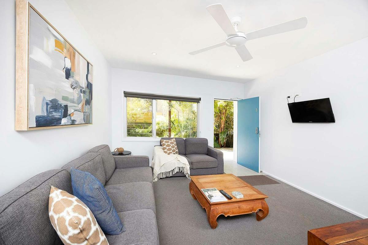 Lounge room