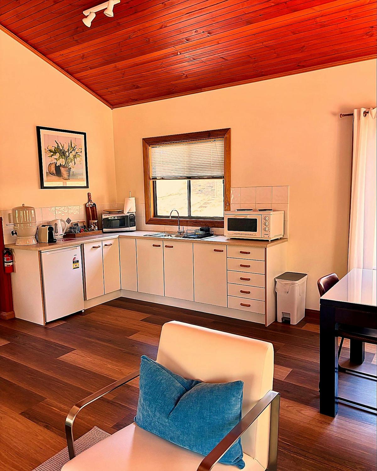 Cottage Kitchen