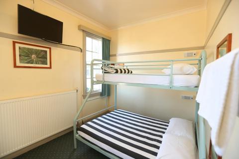 triple double room