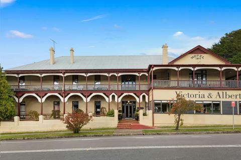 Victoria and Albert Guesthouse