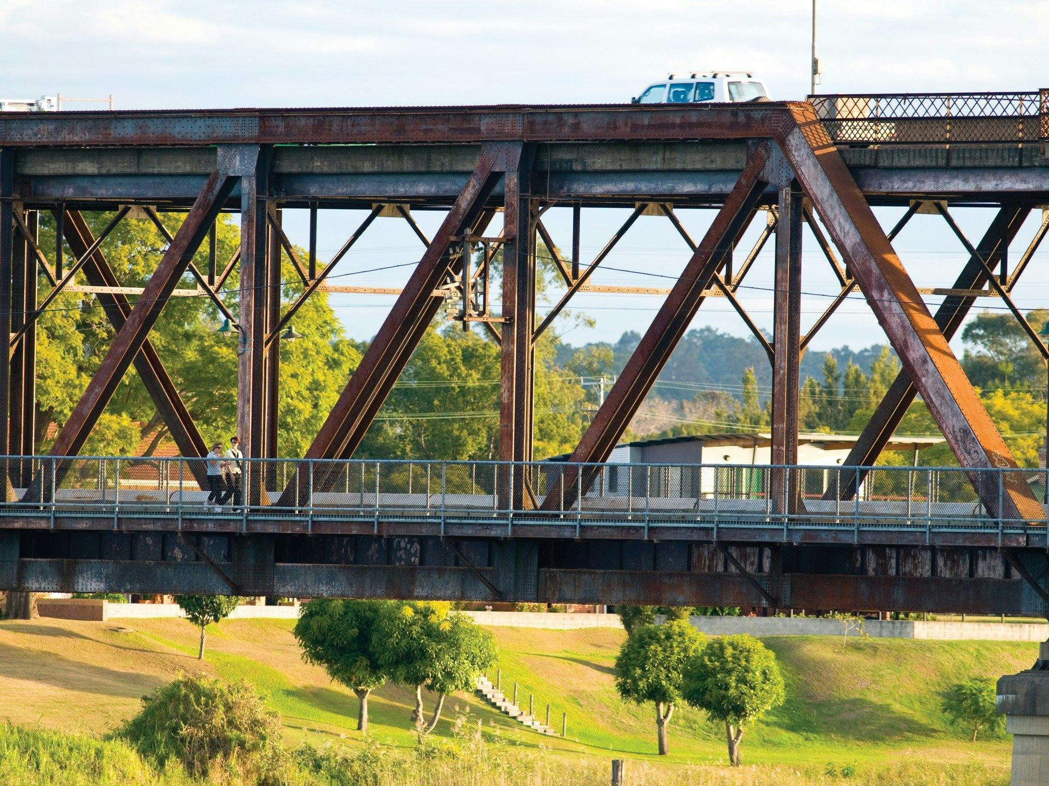Grafton bendy bridge - Train, pedestrian and car bridge