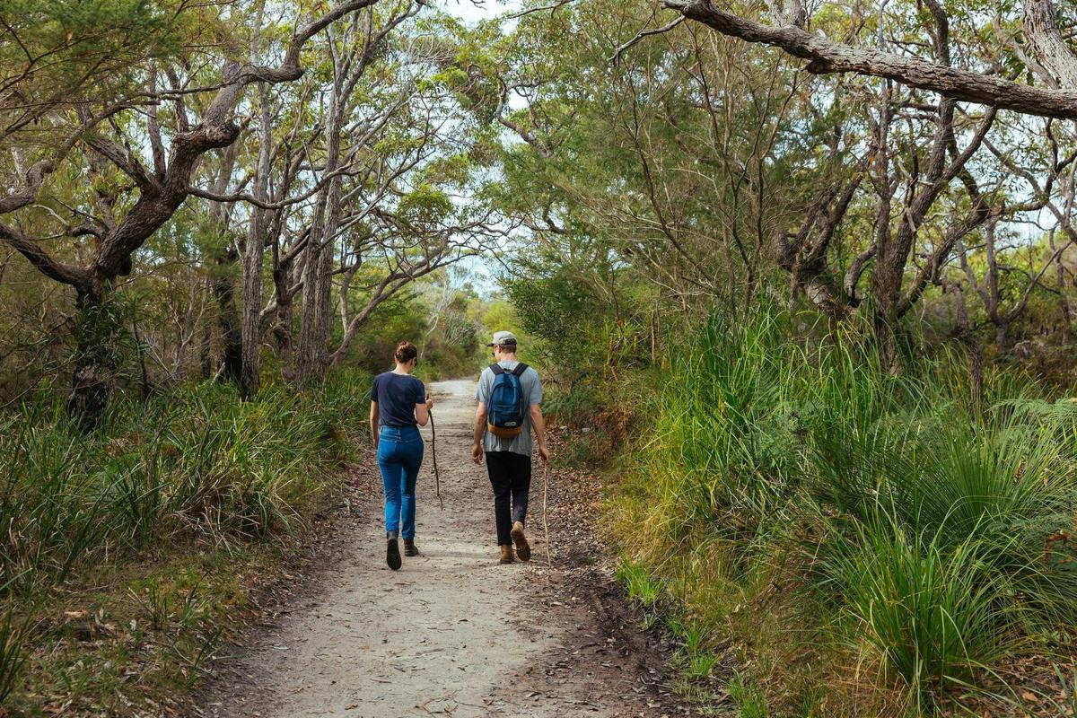 Walk from Abrahams Bosom Reserve