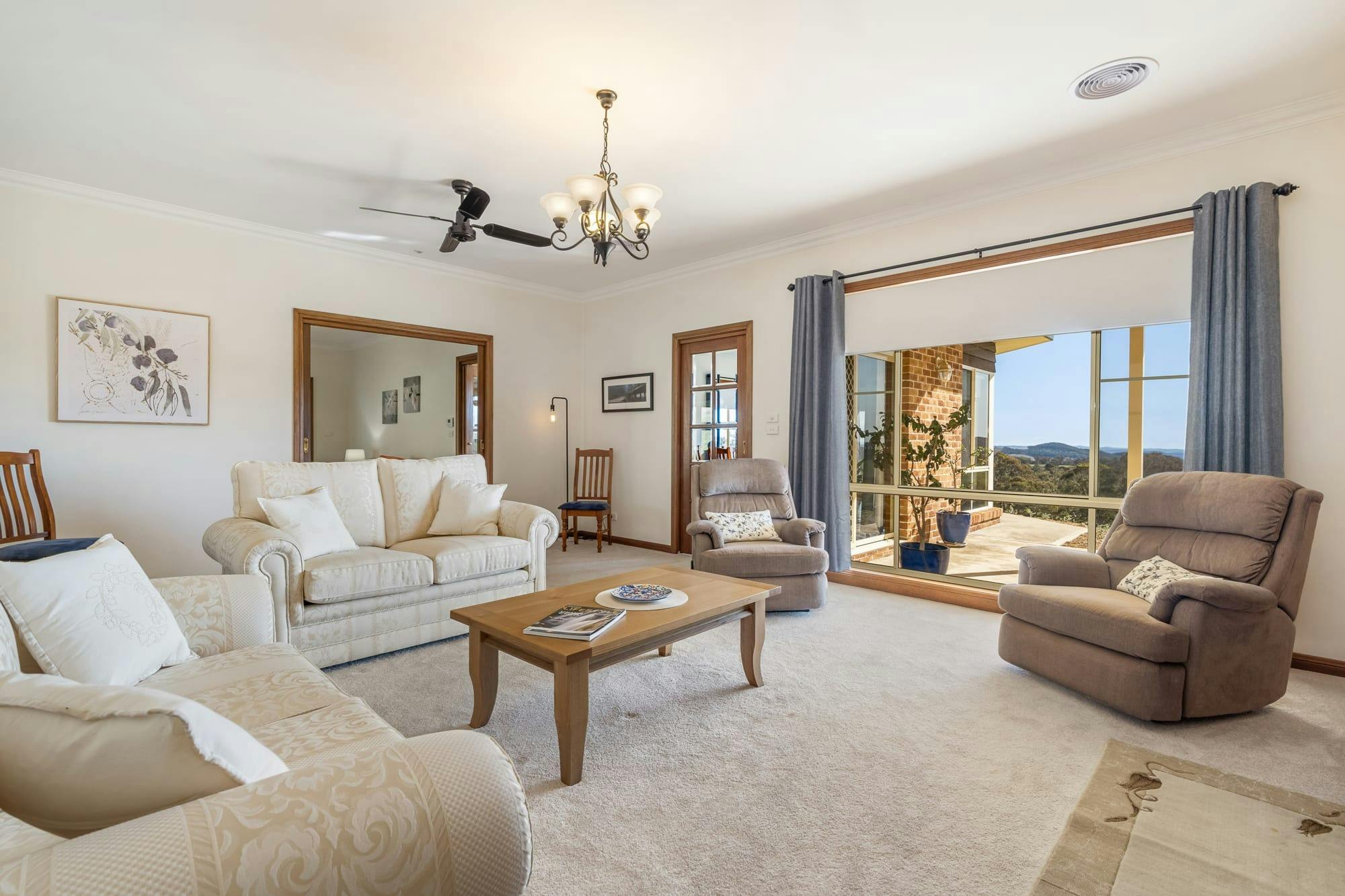Large Living Room at Waringa Downs Escape edit