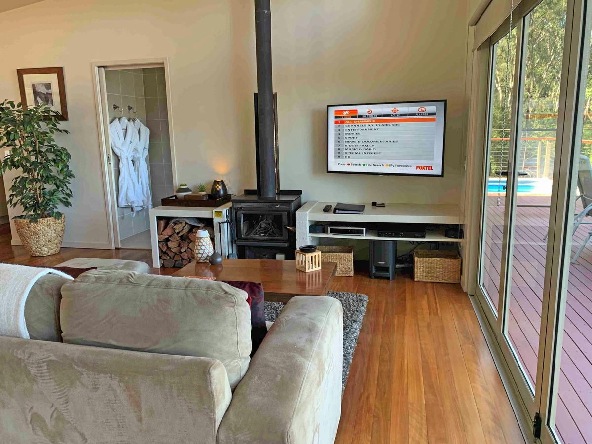 Nature's Mist Lounge Area