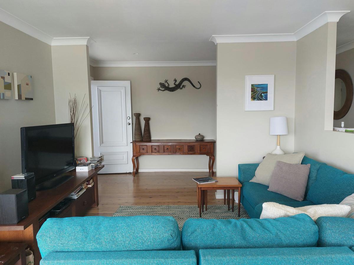 lounge room