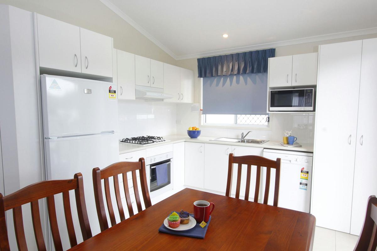 Three Bedroom Deluxe Six Berth Cabin