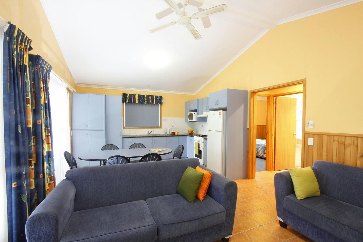 Two Bedroom Deluxe Six Berth Cabin