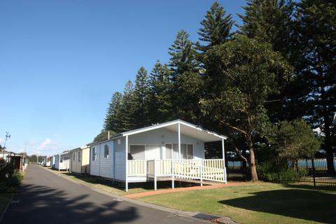 Two Bedroom Deluxe Six Berth Cabin