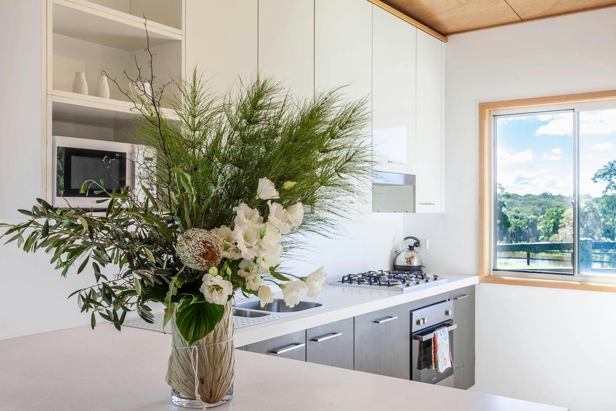 modern beach holiday house jervis bay