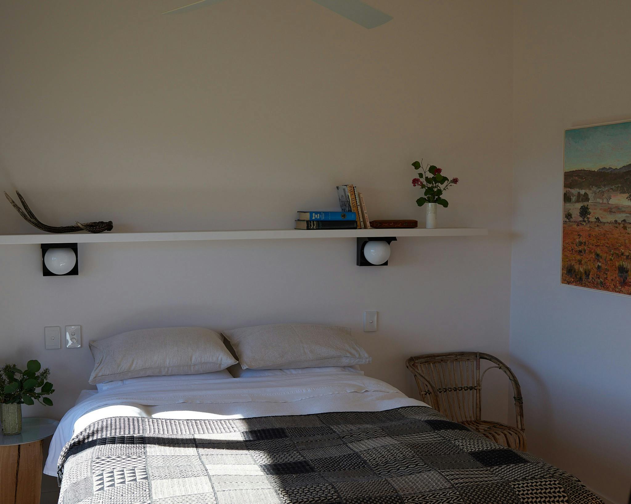 Yambulla Lodge has 4 ensuite bedrooms