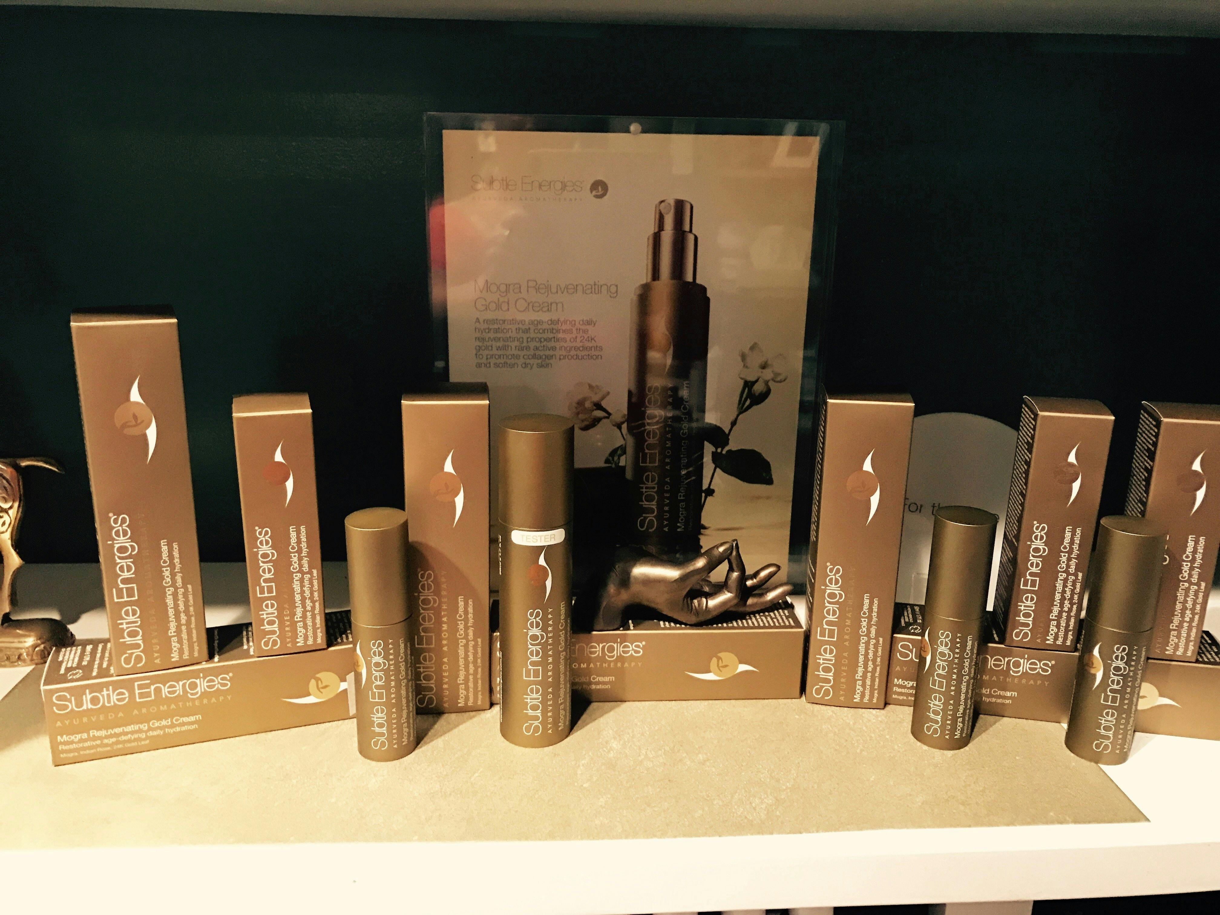 Rejuvenate your skin with our 24crt Gold Anti-aging Holistic Facial