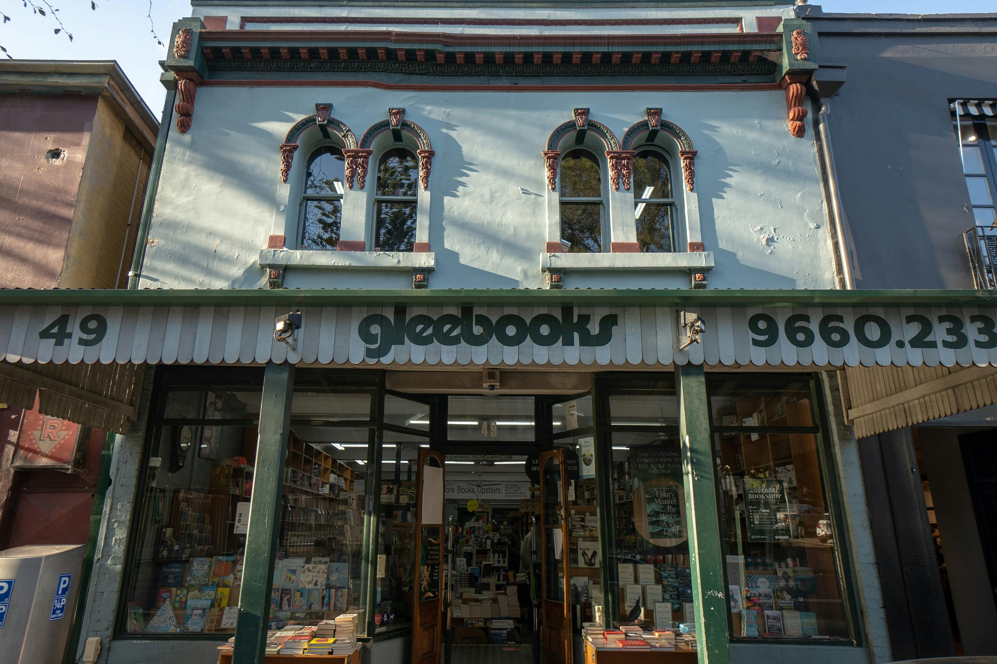 Gleebooks