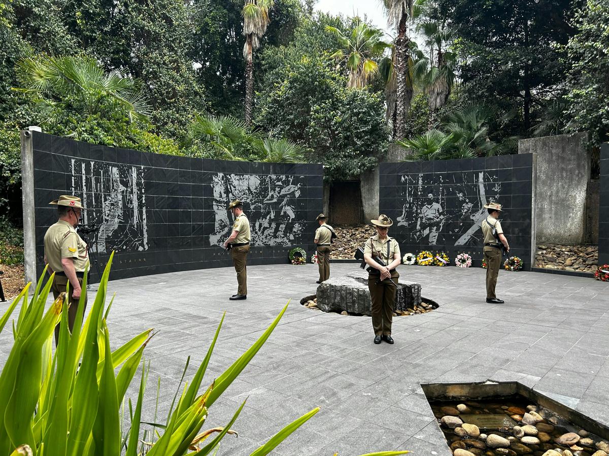 Memorial Centrepiece with Catafalque Party