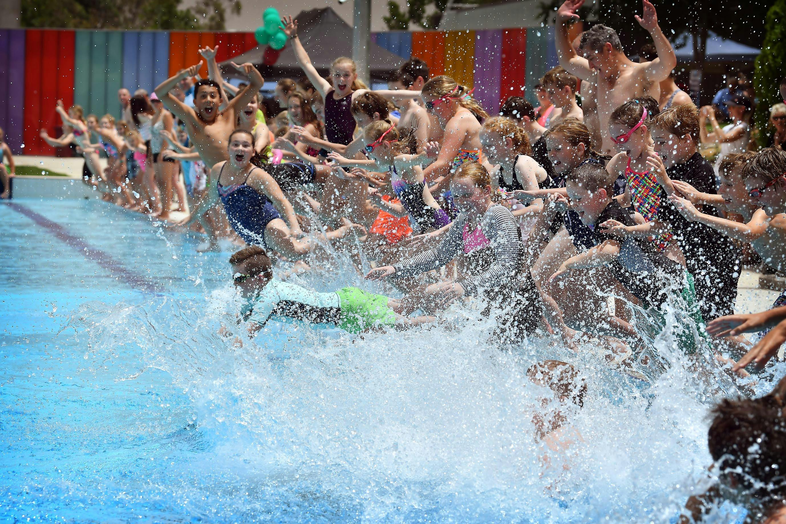 Splashing into the Gunnedah Pool