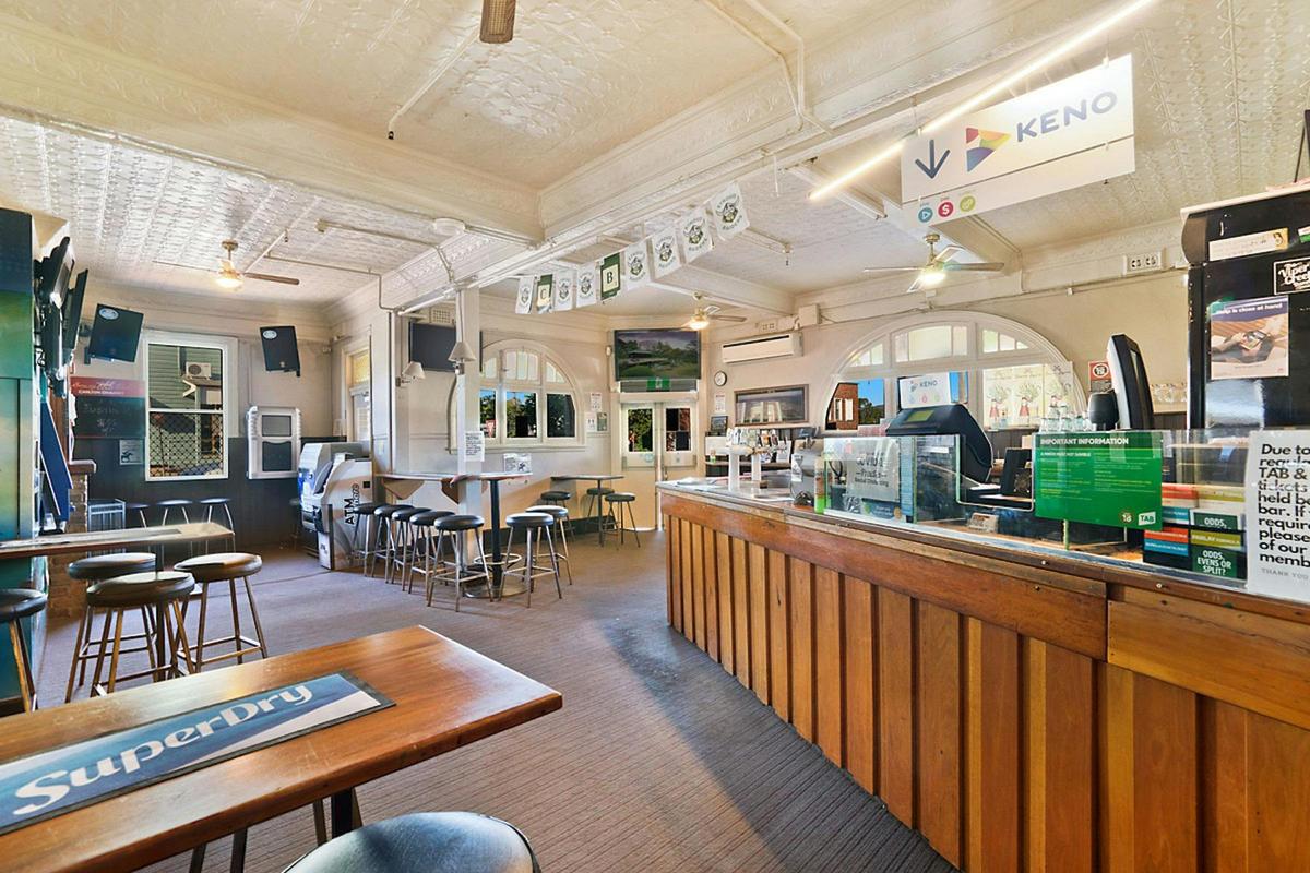 Bar Bistro