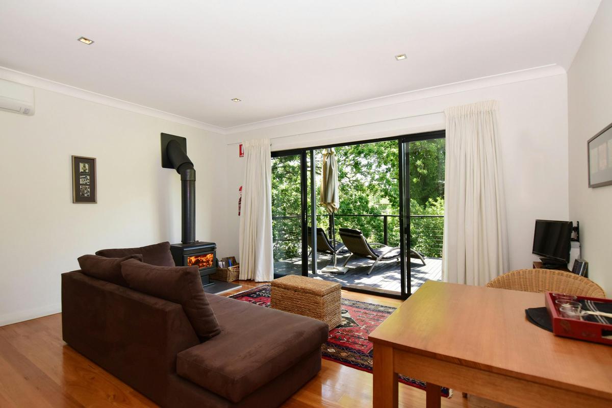 Chalet 4 Living Room